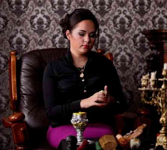 Ясновидящая Анжелика Вишневская. Гадание, приворот, снятие негатива. Київ