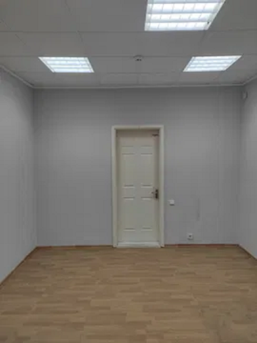 Позняки, вул Ахматової 7\15, офіс 23м Киев - изображение 1