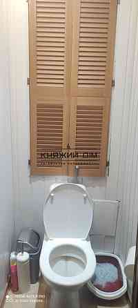 Оренда 2 км. кв. Ревуцького,44 м. Харківська 600 метрів код 11203655 Киев