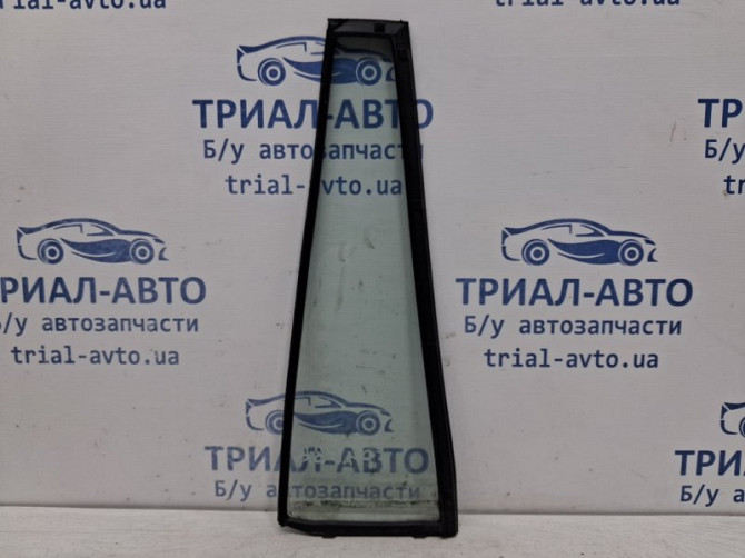Стекло двери задней правой (форточка) Toyota Prado J120 4.0 1GR-FE 2002 (б/у) Київ - зображення 2