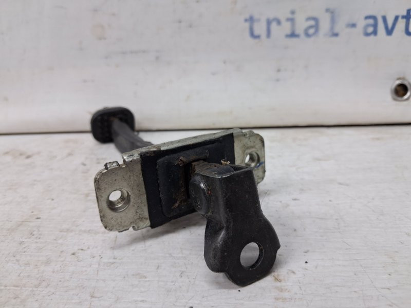 Ограничитель двери задний правый Chevrolet Captiva C100 2.4 БЕНЗИН Z24SED 2006 (б/у) Киев - изображение 2