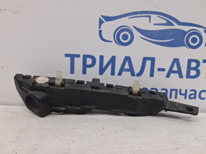 Кронштейн бампера передний правый Kia Ceed JD 1.6 DIESEL D4FB 2012 (б/у) Київ - зображення 1