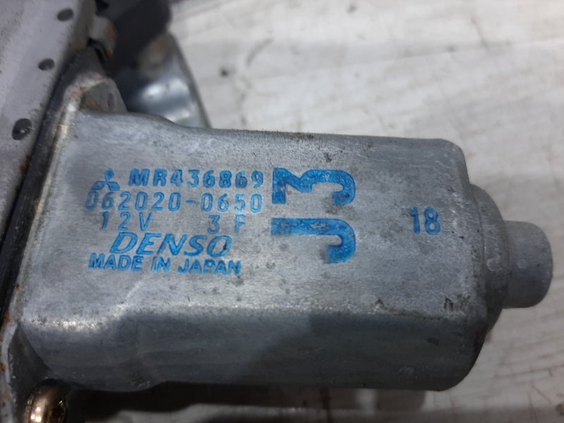 Стеклоподъемник задний левый Mitsubishi Pajero Wagon 3 3.2 ДИЗЕЛЬ 4M41 1999 (б/у) Киев - изображение 5