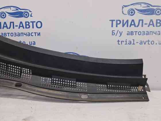 Дефлектор дворников Mazda 3 2003-2009 BN8V507R0G (Арт. 59410) Київ