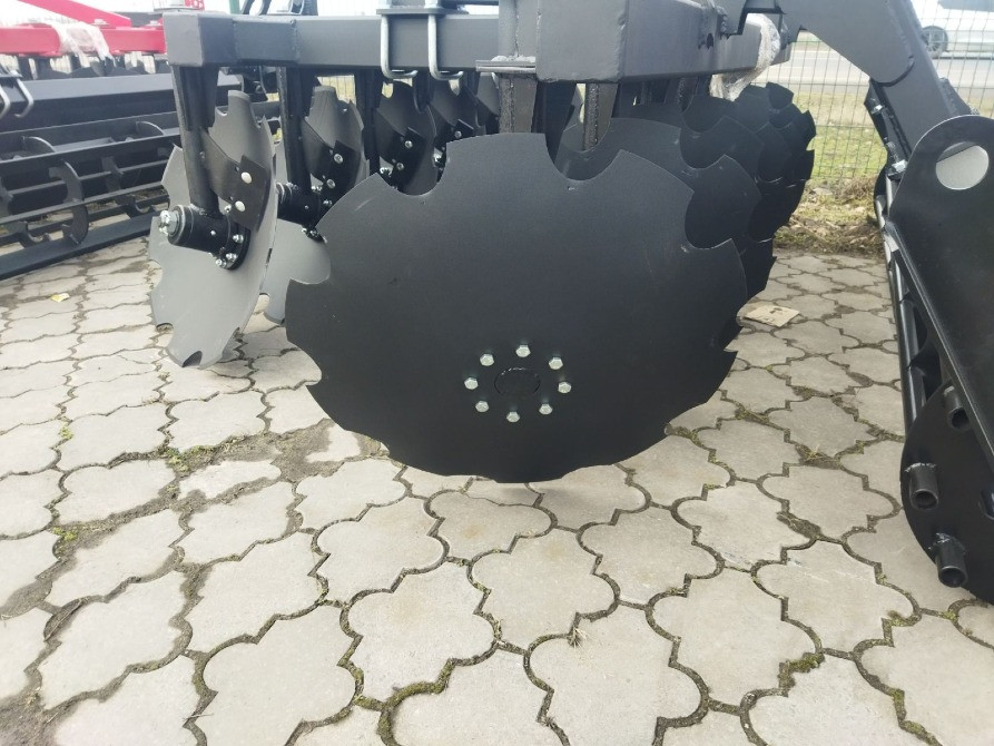 родається нова навісна дискова борона БДН-2.4 Дніпро - зображення 3