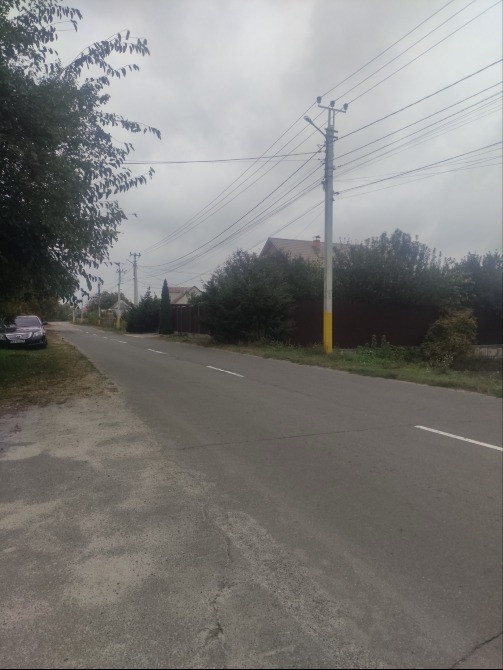 Зазим'я. Продам 11сот по вул. Деснянська, асфальт, забудовані сусіди Бровари - зображення 1