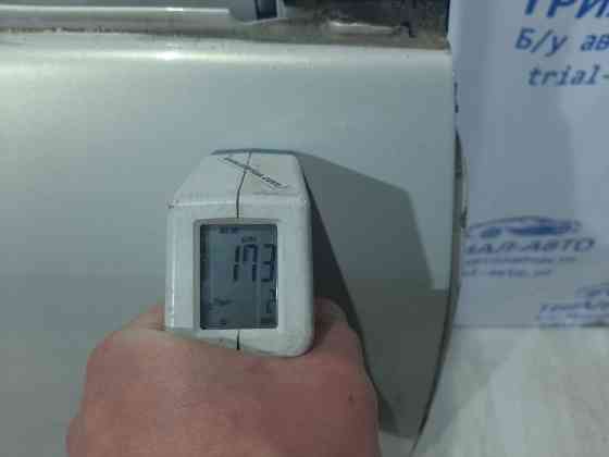 Дверь задняя правая Toyota Land Cruiser J100 1998 задн. прав. (б/у) Киев