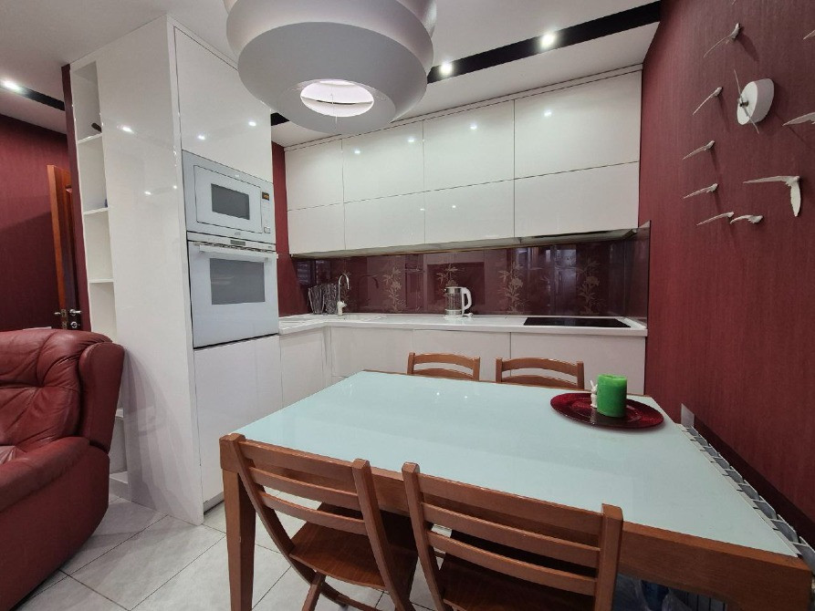 Продам 2-к квартиру (61м2) с ремонтом на пр. Мира, Левобережный-3 Дніпро - зображення 1