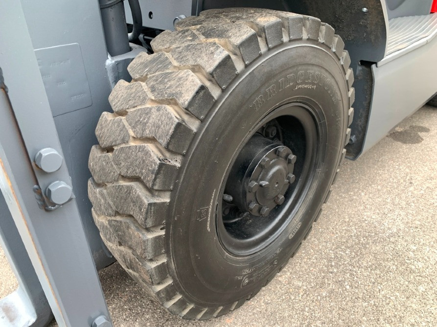 Вилковий автонавантажувач TCM на 1.5 тонни, з напрацюванням 2163 м/год. Модель: FG15C13. Одесса - изображение 9