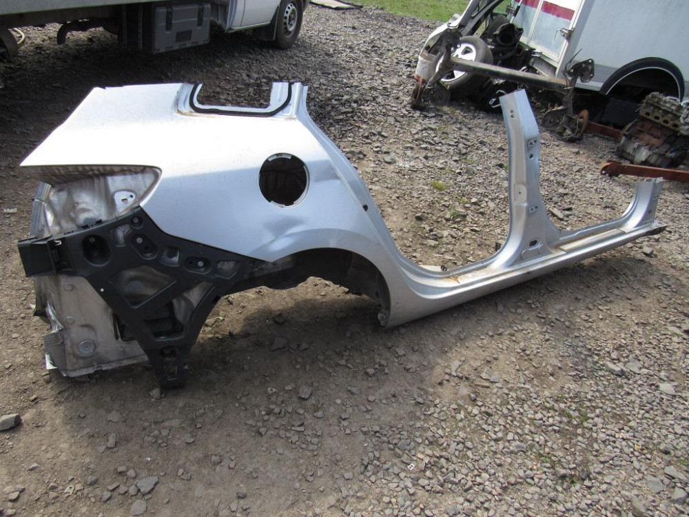 Боковина правая Renault Megane III 2009-2012 (Универсал) Ковель - зображення 2