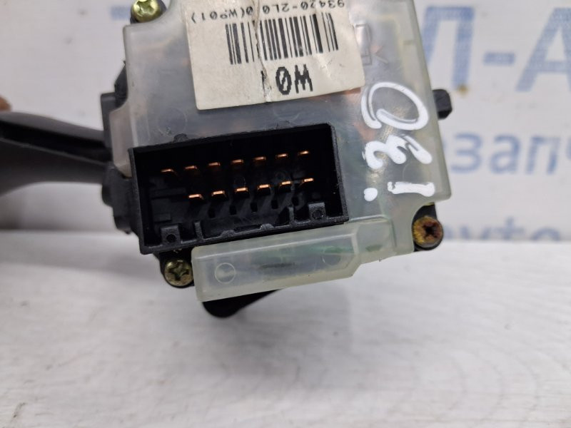 Переключатель подрулевой правый(дворники) Hyundai I30 FD 1.6 DIESEL D4FB 2007 (б/у) Киев - изображение 4