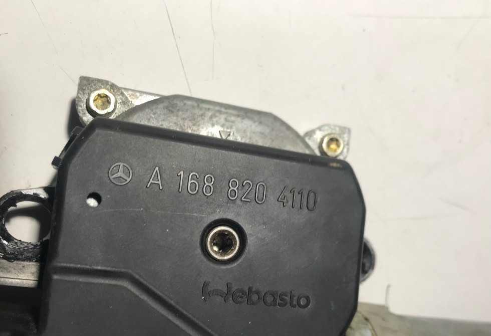 Бу моторчик люка Mercedes A class W168, A1688204110, 0390201665 Кропивницкий - изображение 2