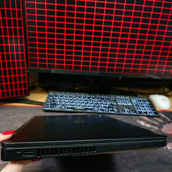 Ноутбук Dell Latitude E5470 | 14" / Intel Core i5 / 8GB / 256GB SSD / Windows 10 Pro Киев - изображение 4