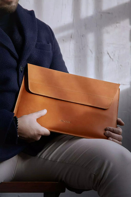 Чехол для ноутбука винтажный Incarne Line MacBook Air 15" 2023-2025 line-cognac-vintage-air-15 конья Київ - зображення 8