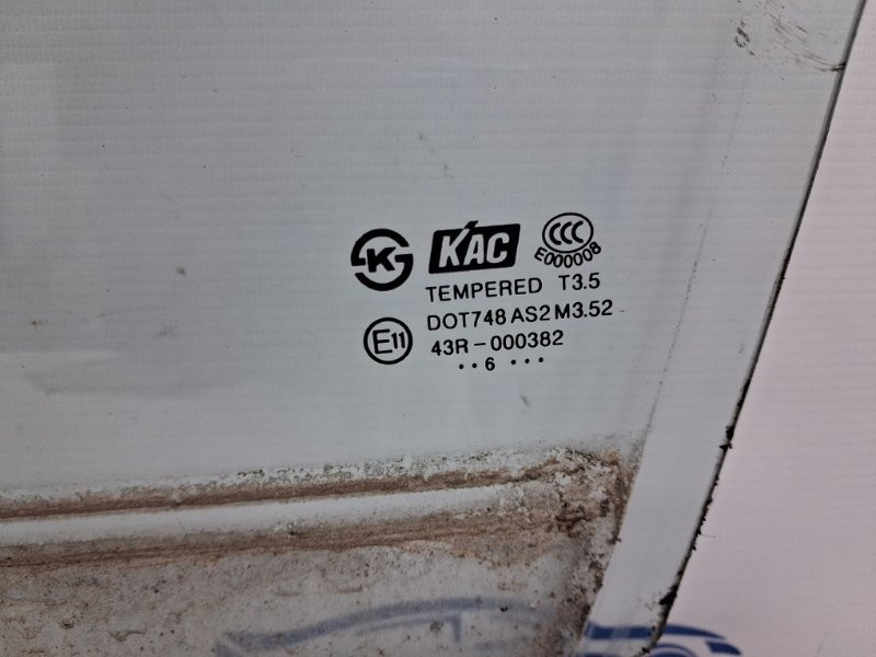 Стекло двери переднее левое Chevrolet Captiva C100 2.4 БЕНЗИН Z24SED 2006 (б/у) Київ - зображення 3