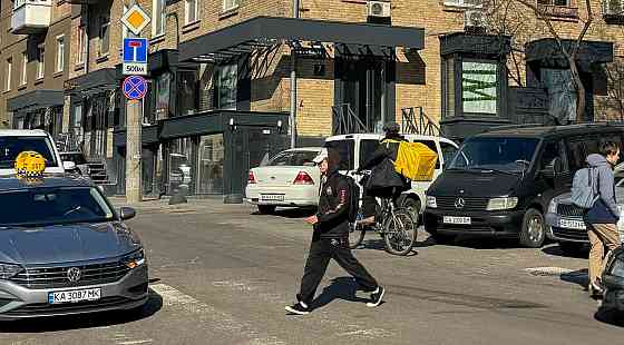 долгосрочная аренда торговые площади Киев, Печерский, 120000 грн./мес. Київ