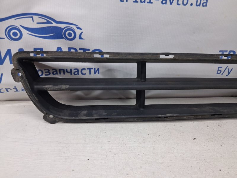 Решетка бампера центральная Kia Ceed ED 1.6 DIESEL D4FB 2006 (б/у) Київ - зображення 2