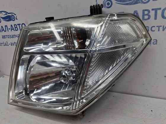 Фара левая галоген Nissan Navara D40 2.5 DIESEL YD25DDTI 2004 (б/у) Київ