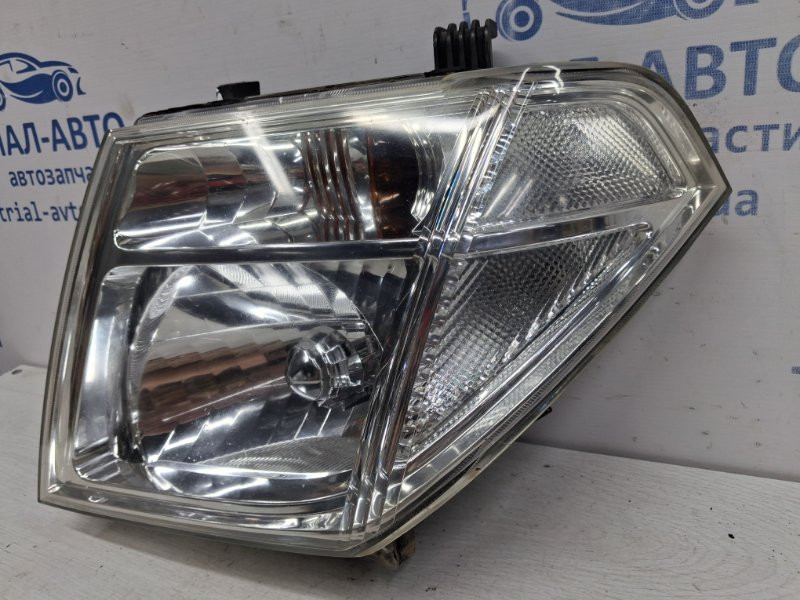 Фара левая галоген Nissan Navara D40 2.5 DIESEL YD25DDTI 2004 (б/у) Київ - зображення 3