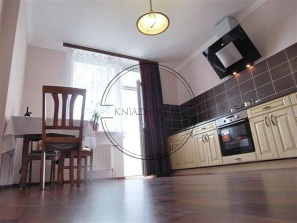 Продається простора 2-х к. Кв. по вул. Єлизавети Чавдар 11. № 21145130 Киев - изображение 1