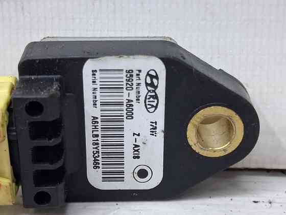 Датчик удара (AIRBAG) Kia Ceed JD 1.6 DIESEL D4FB 2012 (б/у) Київ