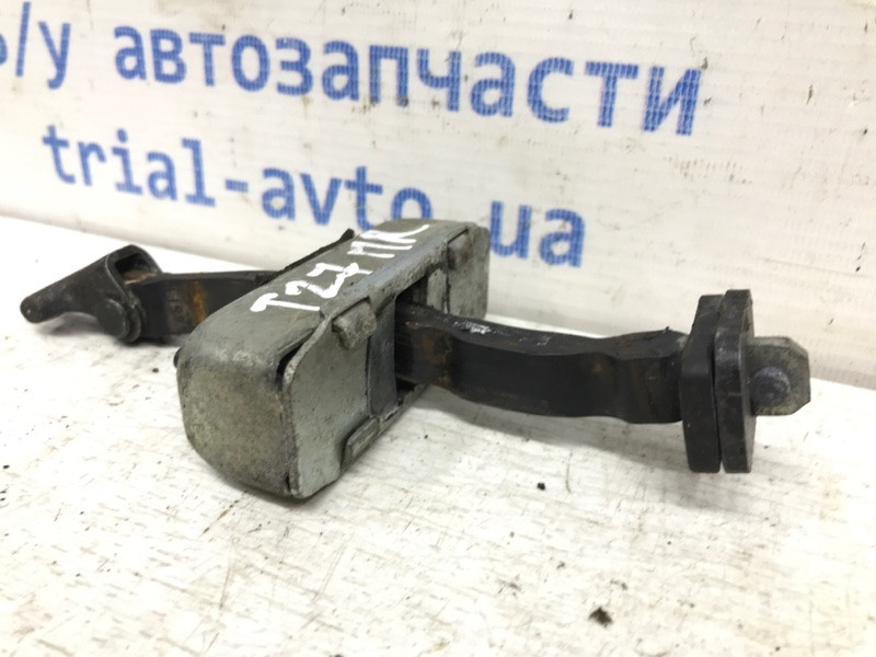 Ограничитель двери передний правый Toyota Avensis T27 2.0 DIESEL 2009 (б/у) Киев - изображение 3