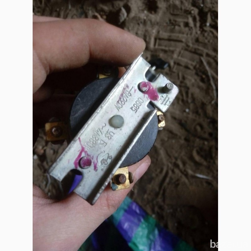 Переключатели ПВ-2-10, 6а. -220в. 4а. -380в. -12шт по 30грн Харків - зображення 6