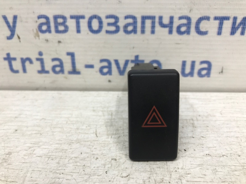 Кнопка аварийки Toyota Avensis 2002-2010 157963 (Арт. 31272) Киев - изображение 1