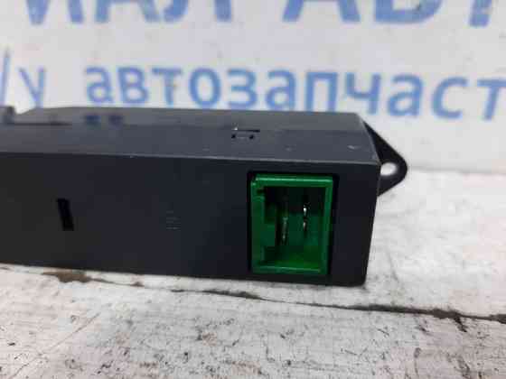 Кнопка стеклоподъемника Mitsubishi Pajero Sport K9 2.5 DIESEL 4D56 1996 перед. прав. (б/у) Київ