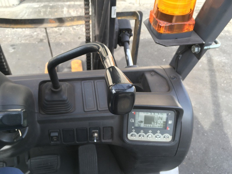 Газ-бензиновий навантажувач TCM (Nissan), із напрацюванням 7644 мотогодин. Модель: FHGE20T5. Полтава - зображення 2