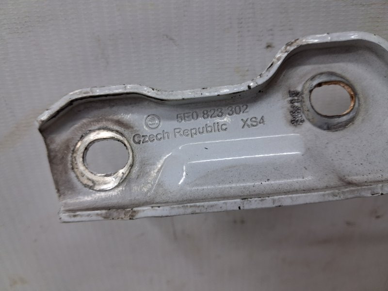 Петля капота правая Skoda Octavia 2013-2020 5E0823302 (Арт. 80840) Киев - изображение 3