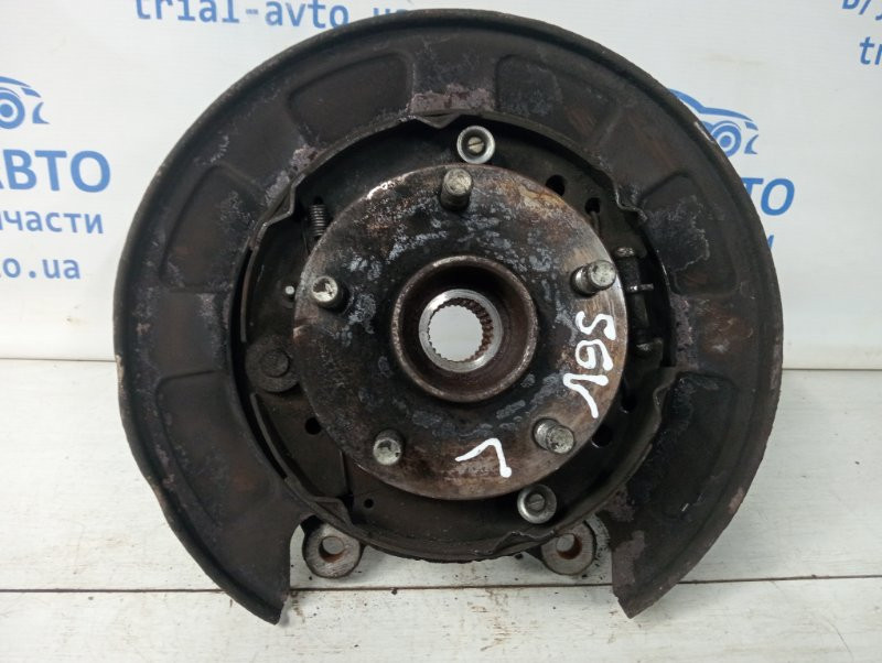 Цапфа задняя левая со ступицей Suzuki Grand Vitara JT 2.4 БЕНЗИН J24B 2005 (б/у) Київ - зображення 1