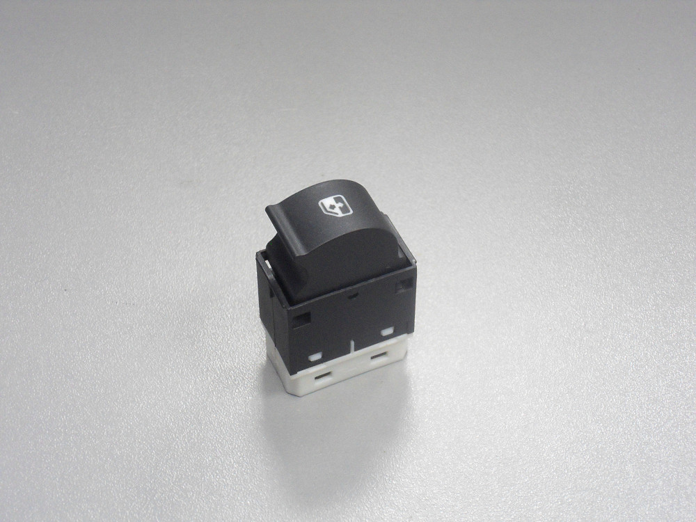 504266733 Кнопка поднятия окон Iveco Eurocargo Львів - зображення 1