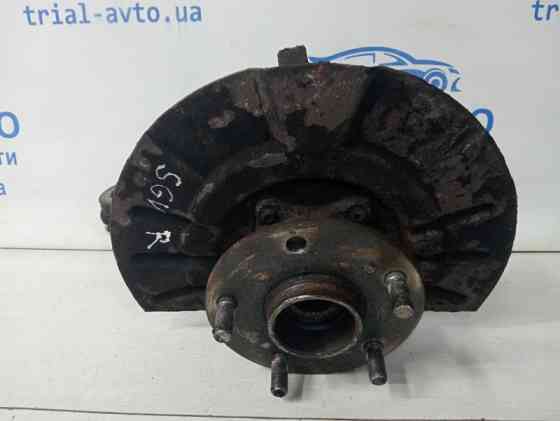 Кулак поворотный правый со ступицей Suzuki Grand Vitara JT 2.4 БЕНЗИН J24B 2005 (б/у) Киев