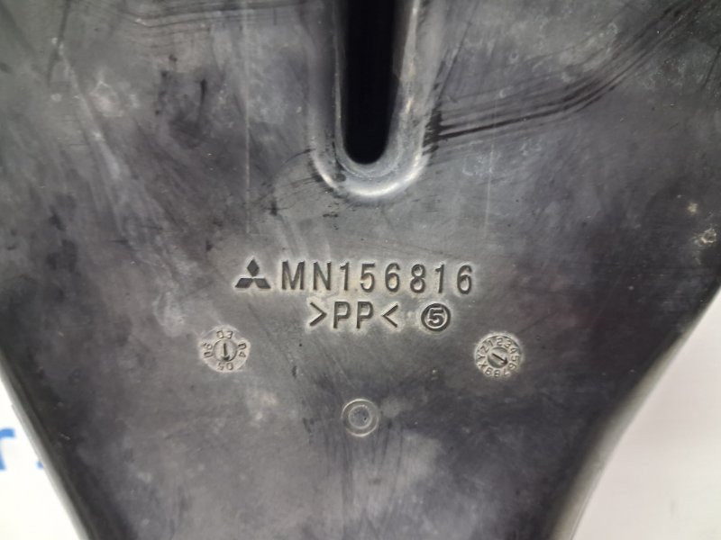 Воздухозаборник Mitsubishi Outlander CU 2.4 БЕНЗИН 4G69 2003 (б/у) Киев - изображение 4