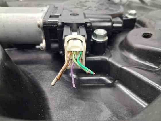 Стеклоподъемник задний правый Mazda 6 GJ 2.2 DIESEL 2012 (б/у) Киев