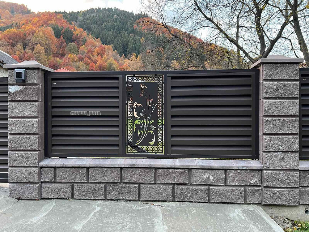 Оригінальний паркан — огорожа з декор вставкою від виробника Виноградів - зображення 5