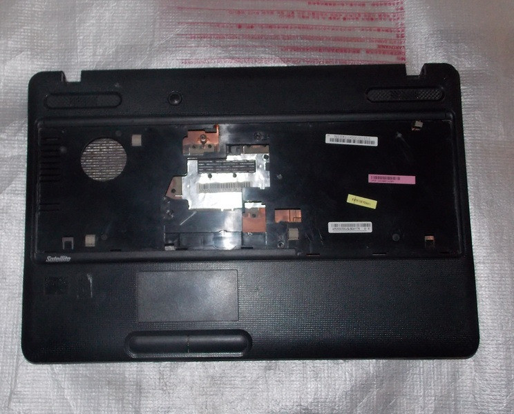 Разборка ноутбука Toshiba Satellite С660D-186 Киев - изображение 1