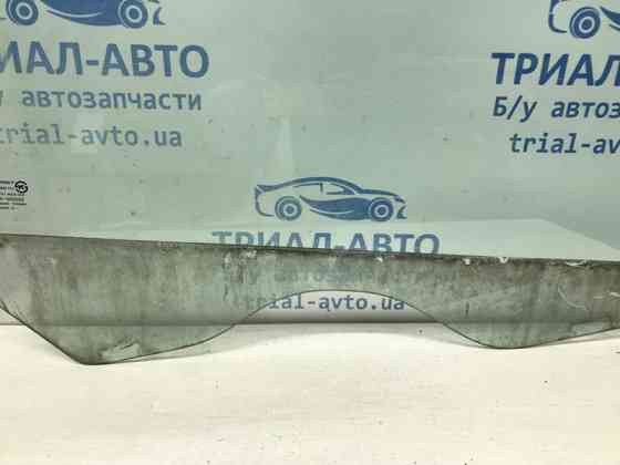 Стекло двери переднее правое Chevrolet Cruze J300 1.6 F16D4 2009 (б/у) Київ