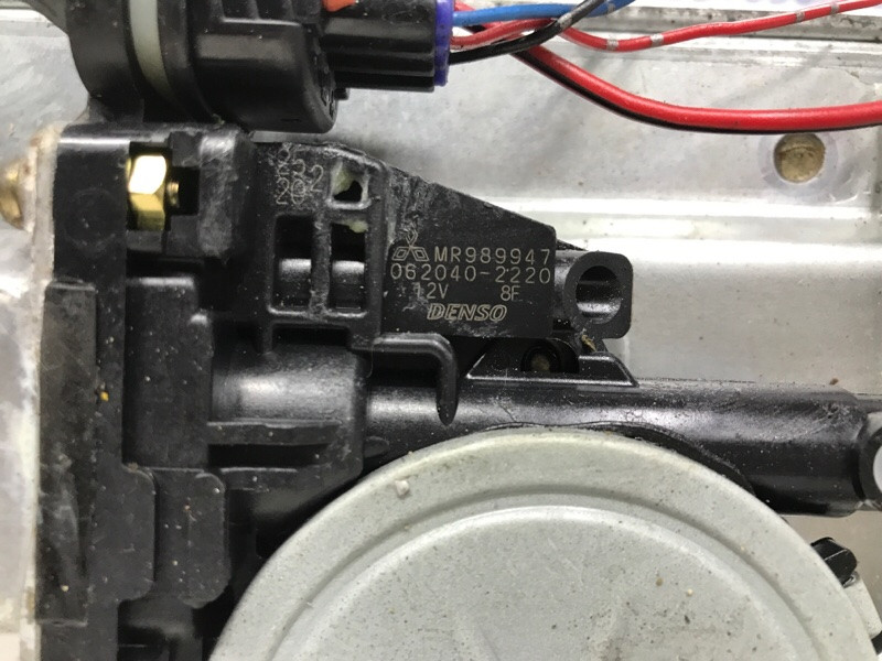 Стеклоподъемник задний правый Mitsubishi Pajero Wagon 1999-2006 MN117068 (Арт. 57484) Киев - изображение 4