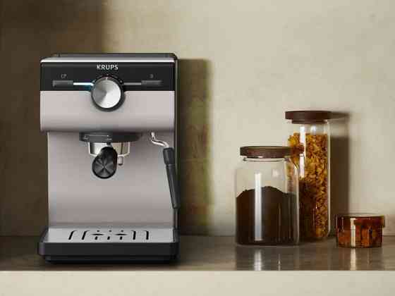 Кофеварка рожковая Krups Opio XP381B10 15 Бар черная с серебристым Київ