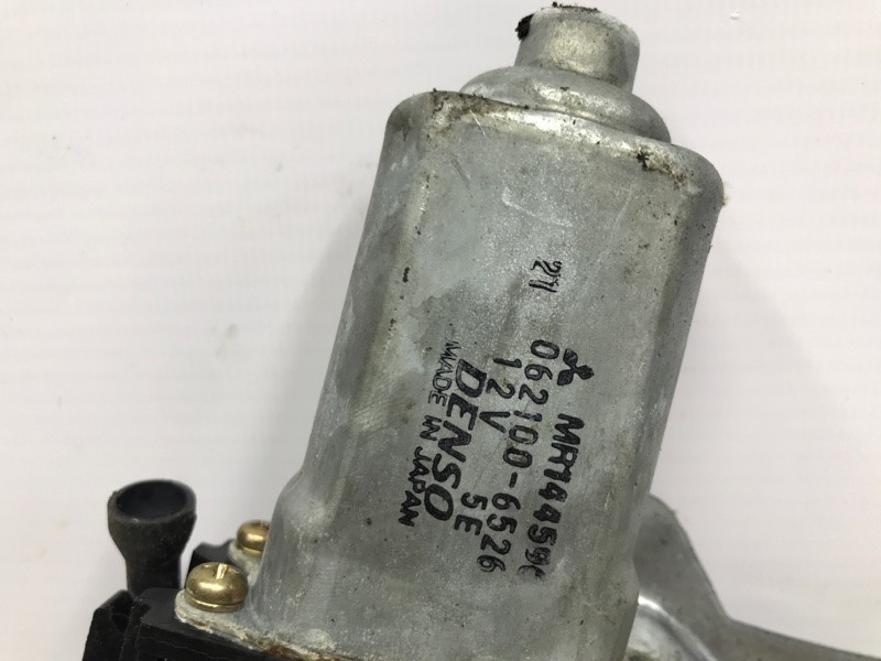 Стеклоподъемник передний правый Mitsubishi Pajero Sport K9 2.5 DIESEL 4D56 1996 (б/у) Киев - изображение 3