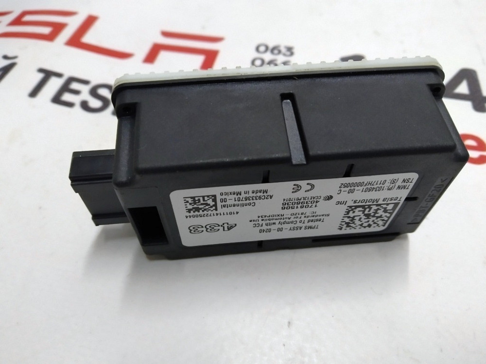 Антенна датчиков давления в шинах (TPMS) Tesla model S REST, Tesla model X 1034601-00-D Київ - зображення 6