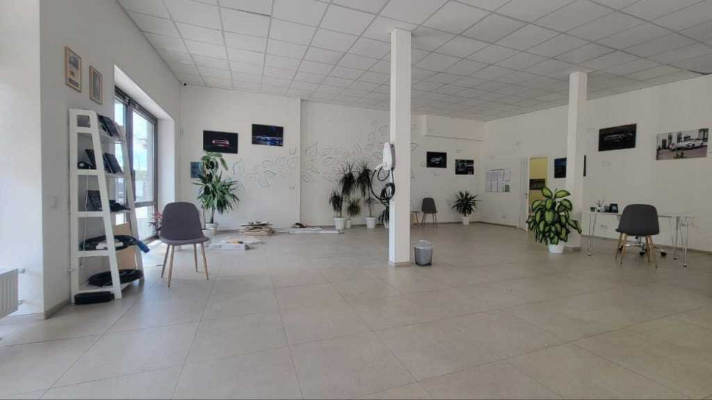 Оренда магазин / автосалон / шоурум 93м2, просп. Повітряних сил, 90. Киев - изображение 3