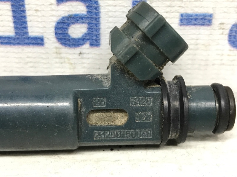 Форсунка топливная Toyota Land Cruiser J100 4.7 1998 (б/у) Киев - изображение 3