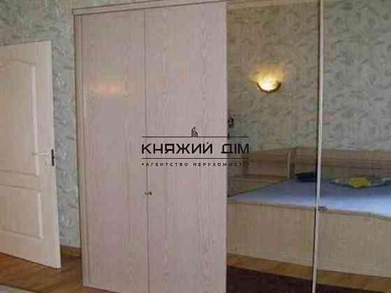 Оренда роздільної 3-х к. квартири на Печерську м. Кловська Арсенальна. № 1132358 Киев