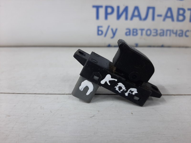 Кнопка стеклоподъемника SsangYong Korando C200 2.0 DIESEL 2010 (б/у) Киев - изображение 1