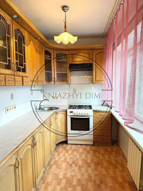 Продаж 4-кімнатної квартири, 3 поверх, ГАЗ, метро Політехнічний інститут. № 21145744 Киев - изображение 1