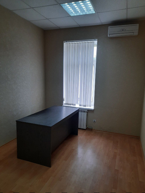 Сдам. Офис 105 м.кв. 3/3, ул.Василия Чапленка Дніпро - зображення 1