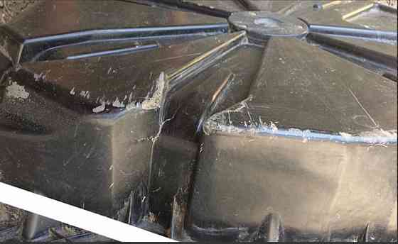 Б/у пол багажника Renault Megane 2, 3, 8200010027 ДЕФЕКТ Кропивницький
